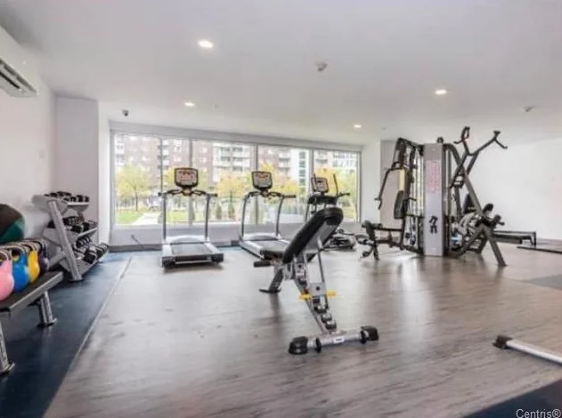 Loft condo tres bien situe a Ahuntsic thumbnail 3