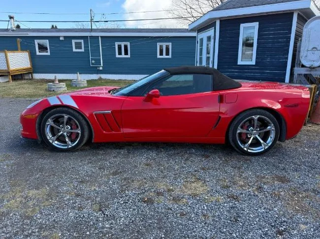 Corvette GrandSport thumbnail 8