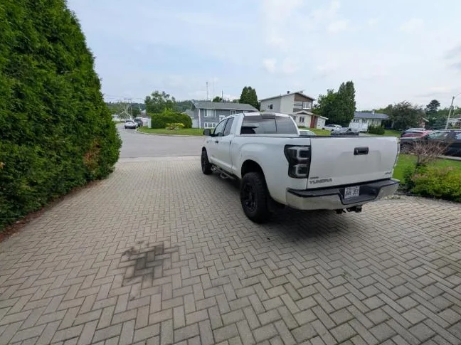 **Toyota Tundra Limited 2007 • 5.7L V8 • 4x4 • Double Cab • 6,5 pieds** thumbnail 5