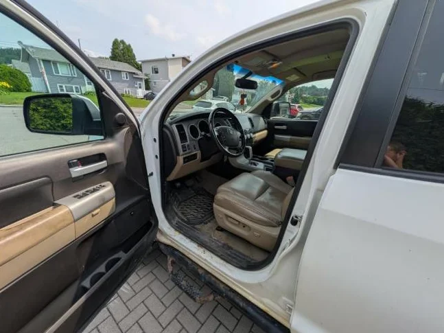 **Toyota Tundra Limited 2007 • 5.7L V8 • 4x4 • Double Cab • 6,5 pieds** thumbnail 9