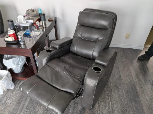 Fauteuil inclinable thumbnail 2