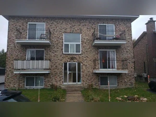 Grand 4 1/2 à louer à St-Hubert