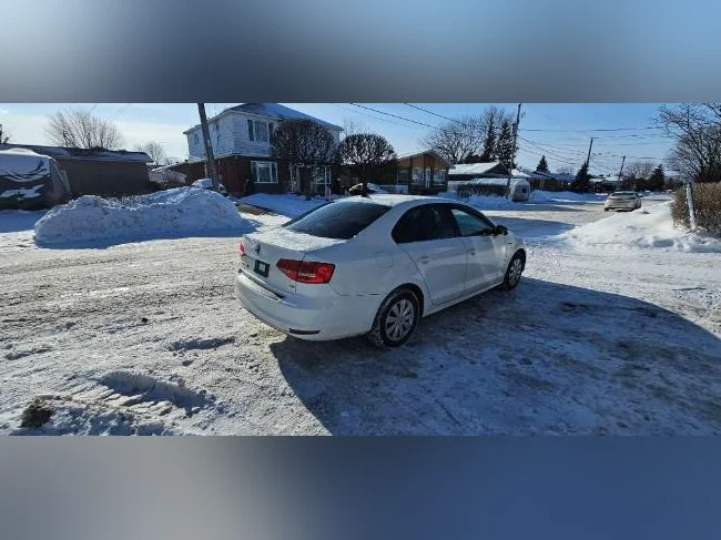 2015 Volkswagen Jetta 4dr 1.8 TSI Man Highline (Tout équipée) thumbnail 3