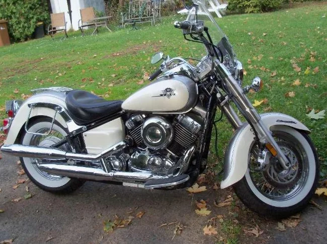 yamaha v star 650 2003 45000 km thumbnail 2