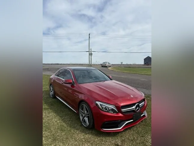 Mercedes c63s amg 2016 thumbnail 3