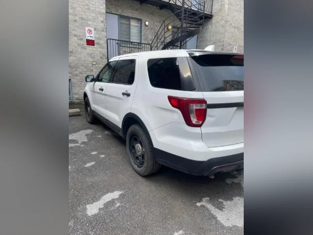 Ford Explorer 2017 V6 thumbnail 5