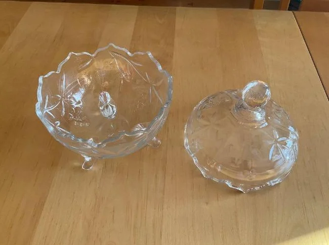 Bonbonnière en verre thumbnail 2