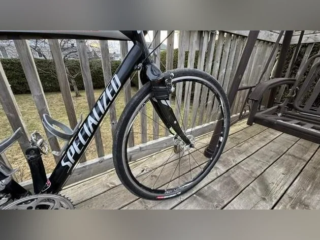 Velo de route TRICROSS noir Specialized