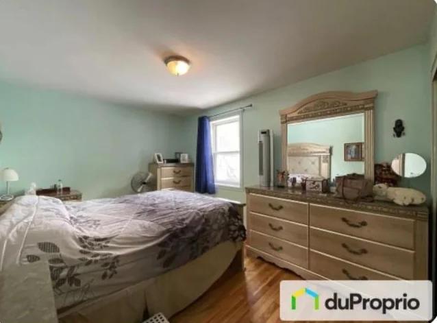 Beau triplex dans Chomedey thumbnail 5
