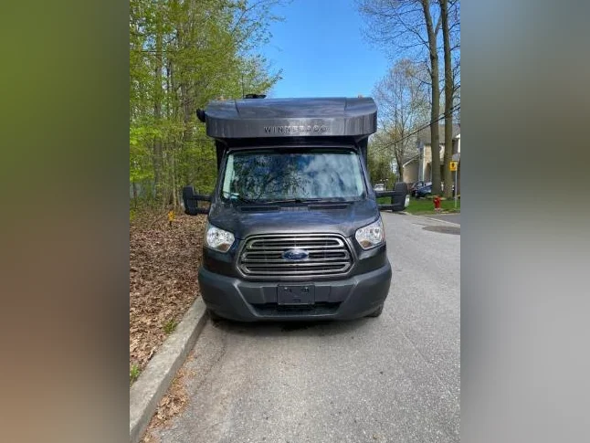 Motorisé Winnebago 2018 -Classe B+ thumbnail 2