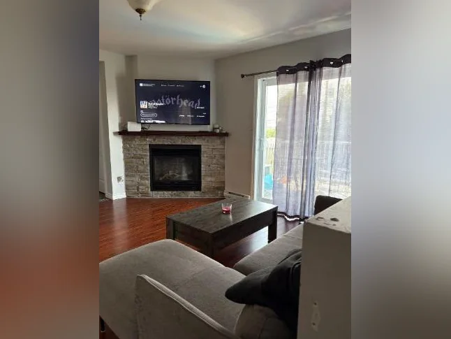 Style condo 4 1/2 thumbnail 3