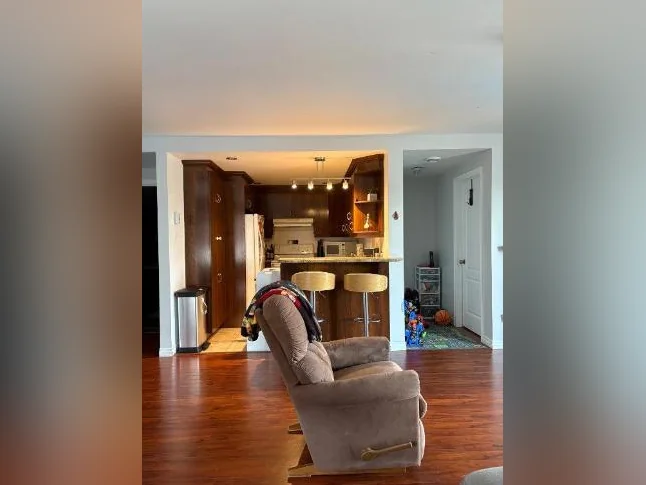 Style condo 4 1/2 thumbnail 4