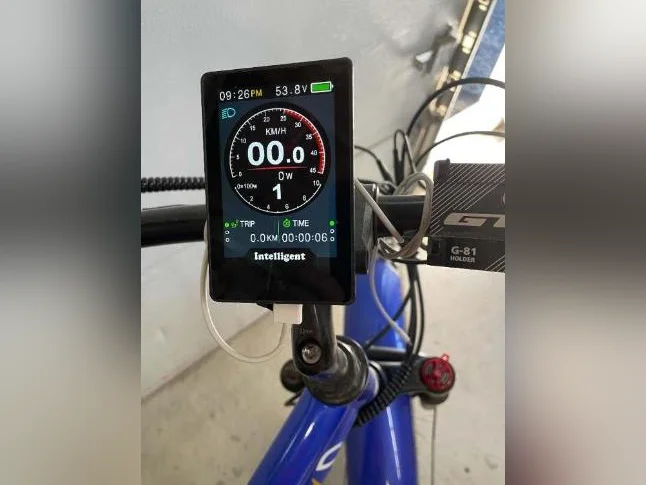Vélo éectrique fat tires 26’’x 4’’ avec moteur Bafang BBSHD 1000 watts thumbnail 2