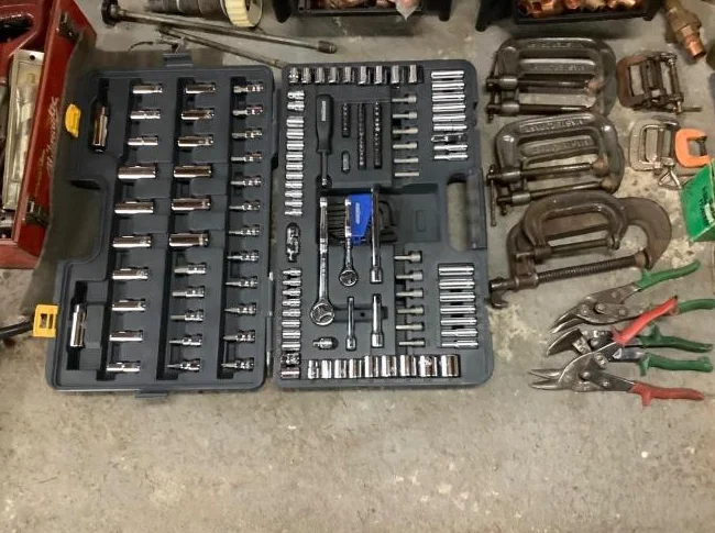 Outils de Plomberie,de menuisier,et mécanicien thumbnail 5