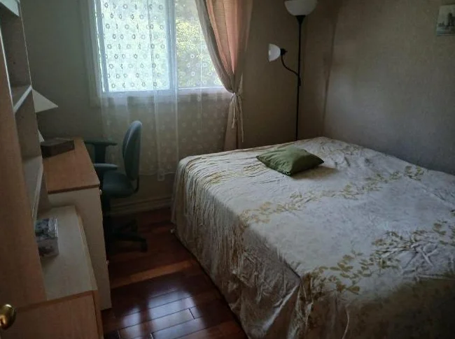 Chambre éclairée à Hull (immédiatement) thumbnail 6