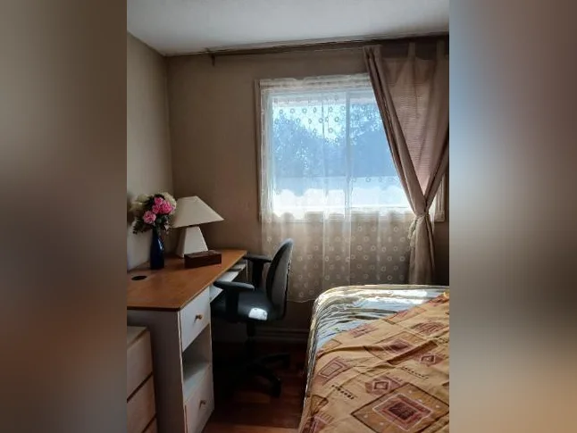 Chambre éclairée à Hull (immédiatement) thumbnail 2