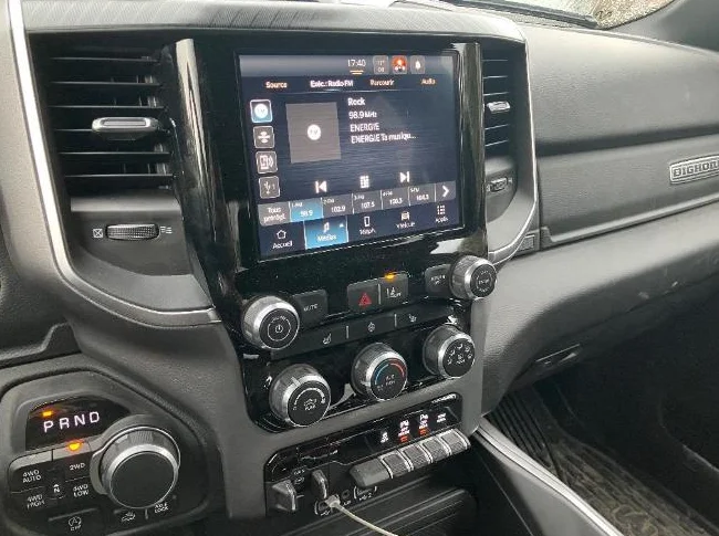 RAM 1500 BIG HORN thumbnail 6