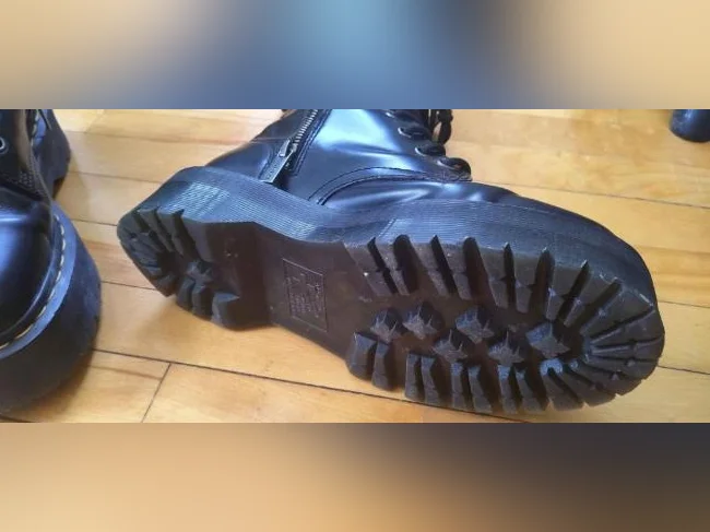 Bottes Doc Martens thumbnail 3