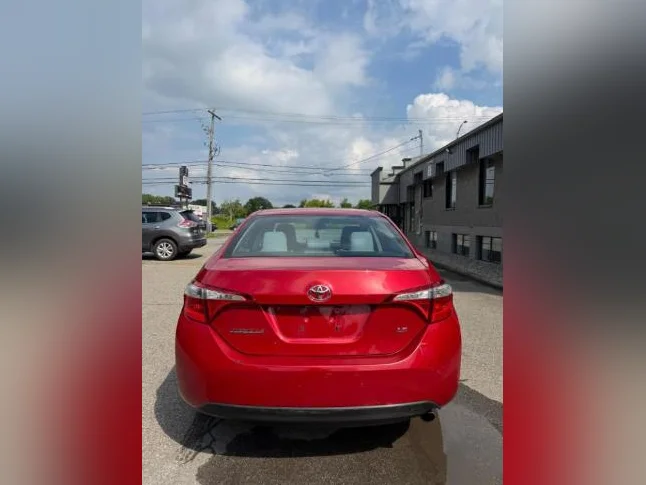 Toyota Corolla 2015 thumbnail 4