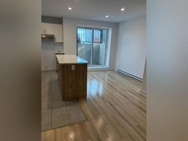 Logement 4 1/2 disponible maintenant - JUILLET GRATUIT thumbnail 3