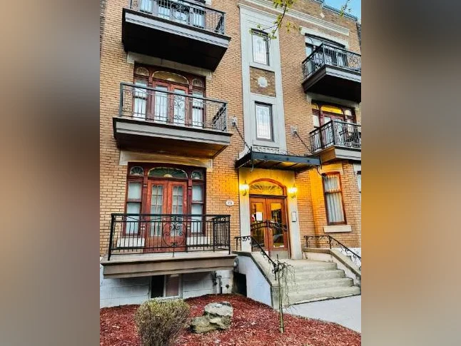 Appartement 2 chambres Plateau Mont-Royal /Mile-End patrimonial avec cachet et localisation incroyables