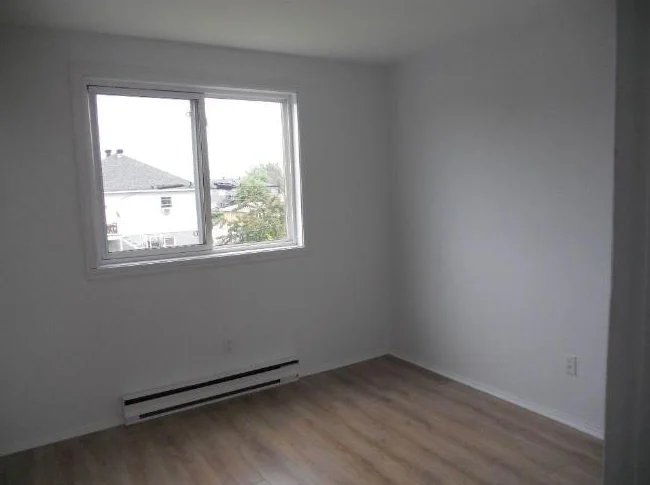 4 1/2 Premier Étage thumbnail 6