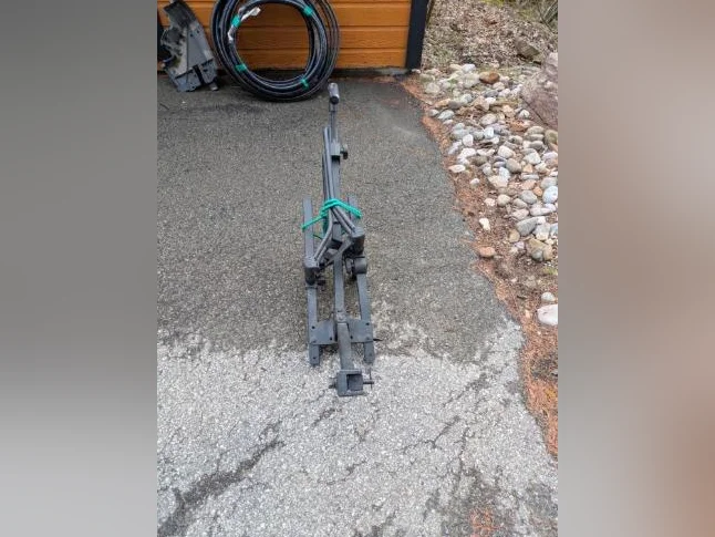 Support à vélo thumbnail 2