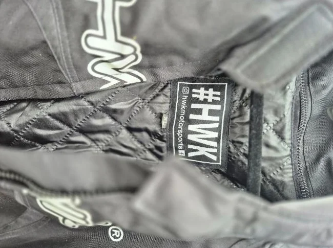 Manteau moto grandeur XL plus pantalon XL thumbnail 3