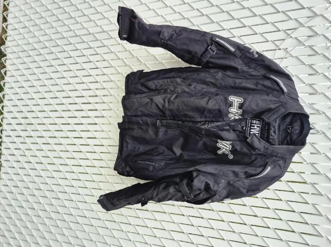 Manteau moto grandeur XL plus pantalon XL thumbnail 2