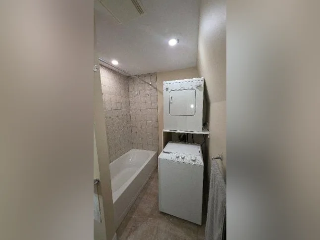 À LOUER – Appartement 3½ à St-Sauveur thumbnail 6