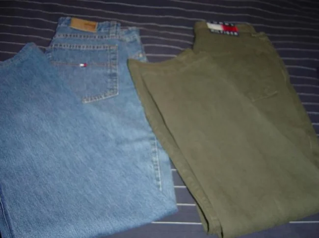 gilet tommy gr s porté 1 fois + jeans tommy gr 30 thumbnail 5