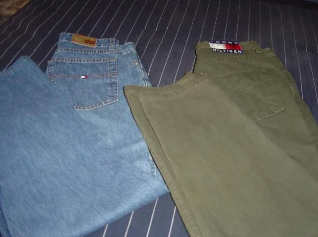 gilet tommy gr s porté 1 fois + jeans tommy gr 30 thumbnail 4