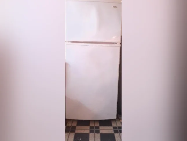 Frigidaire INGLIS, super propre, fonctionne comme un neuf