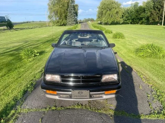 Dodge Shadow convertible 1991 thumbnail 2
