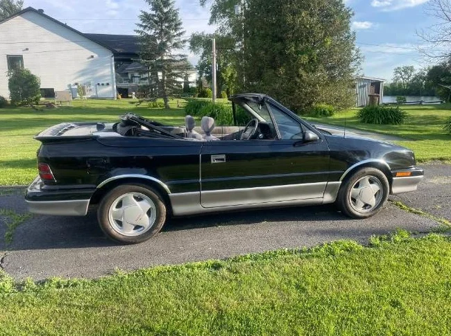 Dodge Shadow convertible 1991 thumbnail 4