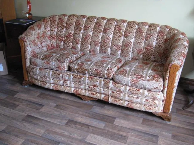 Chaises et sofa rembourés thumbnail 4