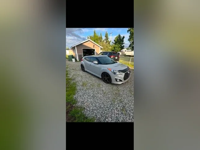 Hyundai Veloster Turbo 2013 thumbnail 2