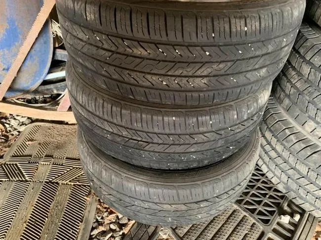 Pneus Toyo Extensa 215/55/17 thumbnail 2
