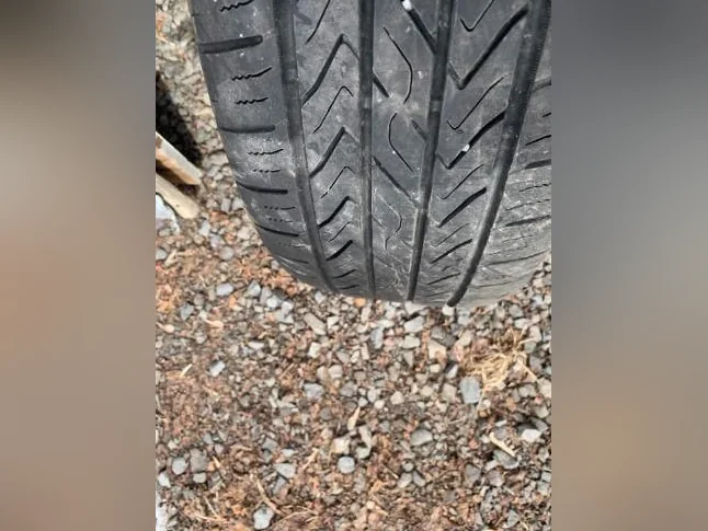 Pneus Toyo Extensa 215/55/17 thumbnail 4