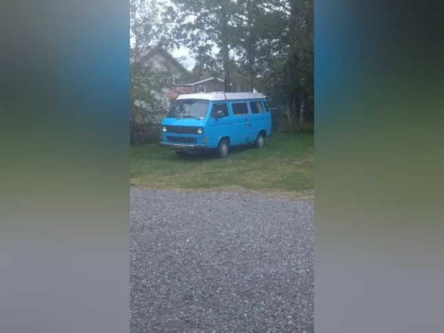 Vanagon 1984 en très bonne condition $12000. thumbnail 2