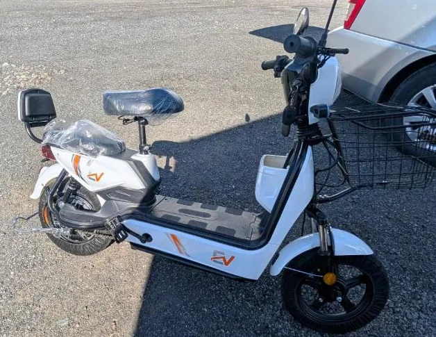 2026 ⚡️⚡️ SCOOTER / VÉLO ÉLECTRIQUE HAUT DE GAMME À VENDRE ⚡️ thumbnail 3