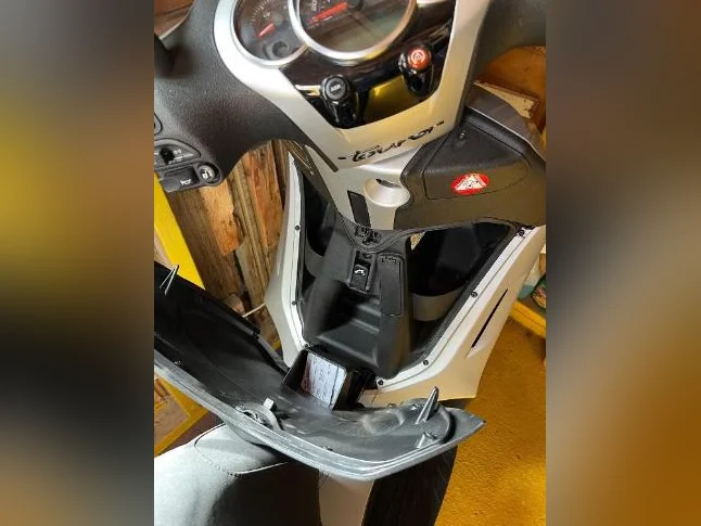 Piaggio BV 350 Tourer thumbnail 8