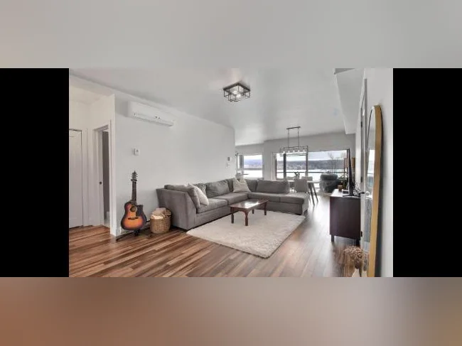 Magnifique condo sur le lac william thumbnail 4