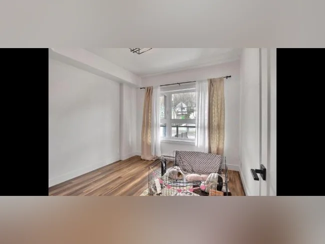 Magnifique condo sur le lac william thumbnail 6