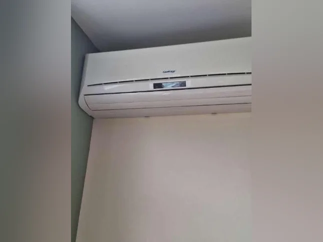 Air conditionneur mural (de type thermopompe)