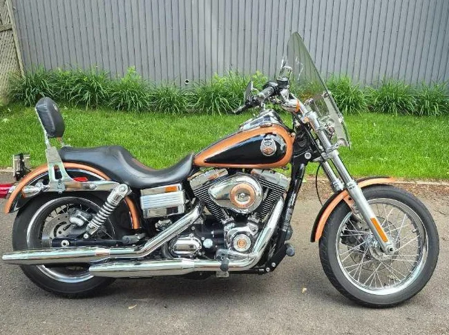 Moto Harley Davidson à vendre.(Aubaine) thumbnail 2