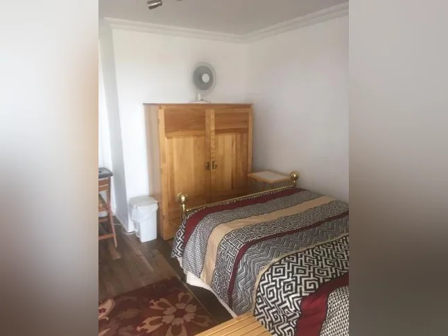 Chambre à louer pour travailleur thumbnail 2