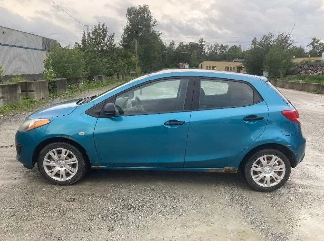 Mazda2 2012 GX – Manuelle – 159 625 km – Suspension neuve thumbnail 2