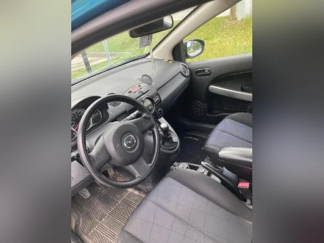 Mazda2 2012 GX – Manuelle – 159 625 km – Suspension neuve thumbnail 6