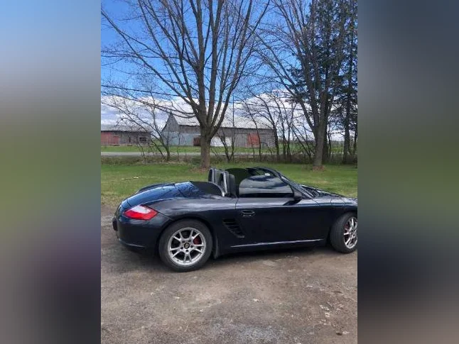 Porsche Boxter thumbnail 2